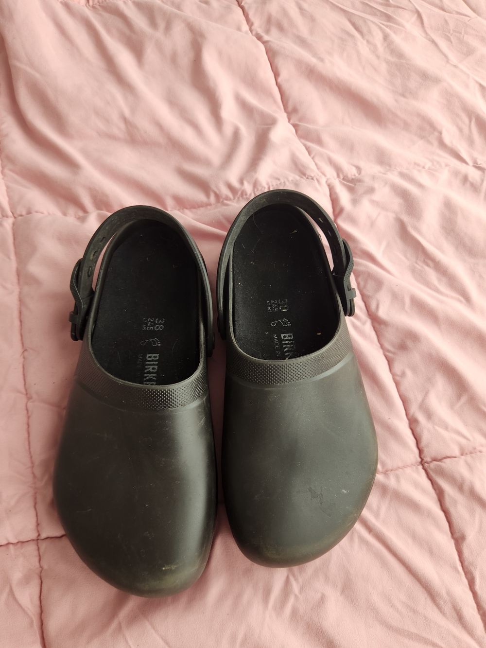 Birkenstock Matte Black Closed-Toe Clogs with Back Strap